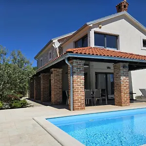 Ferienhaus Kvarner, Rasopasno